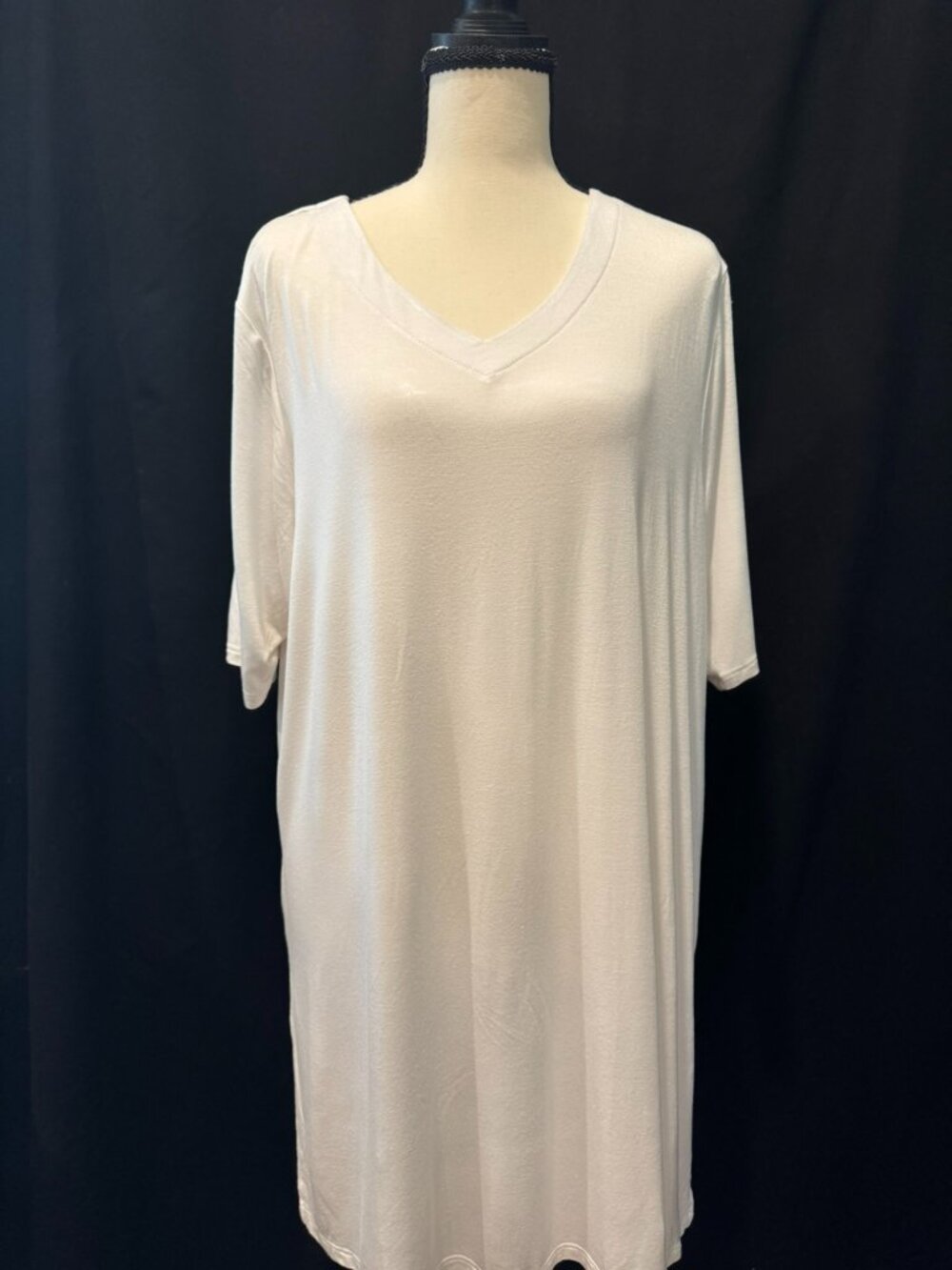 Chico’s Zenergy White Longline Tunic Top, Size 3 (US XL)